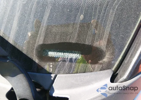 2013 Smart Fortwo Passion/Pure from USA, damaged, VIN WMEEJ3BA1DK664054